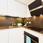 Waterfront Lux| Studio|a/c| Wifi By Tilo